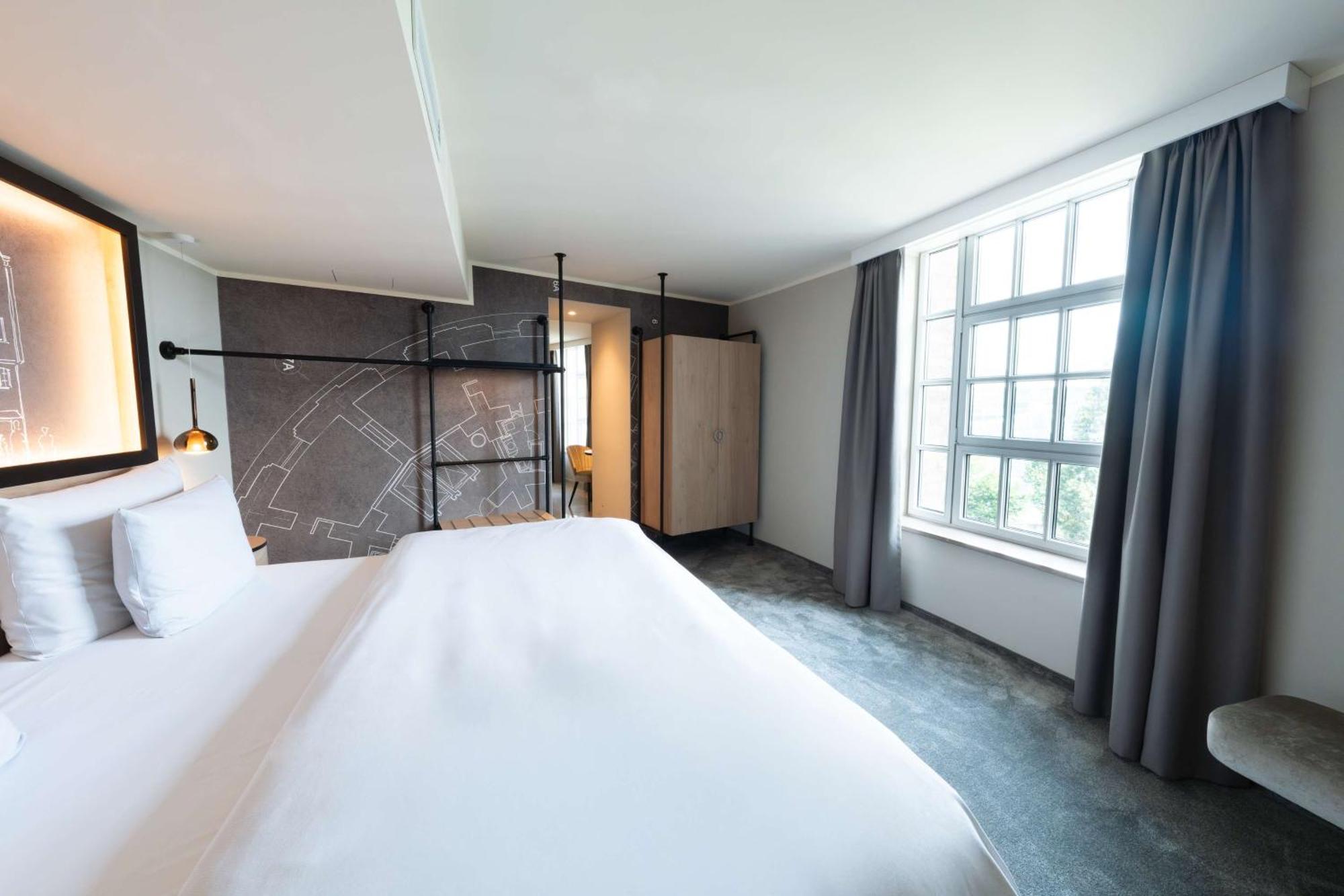 Wasserturm Hotel Cologne, Curio Collection By Hilton Exteriér fotografie