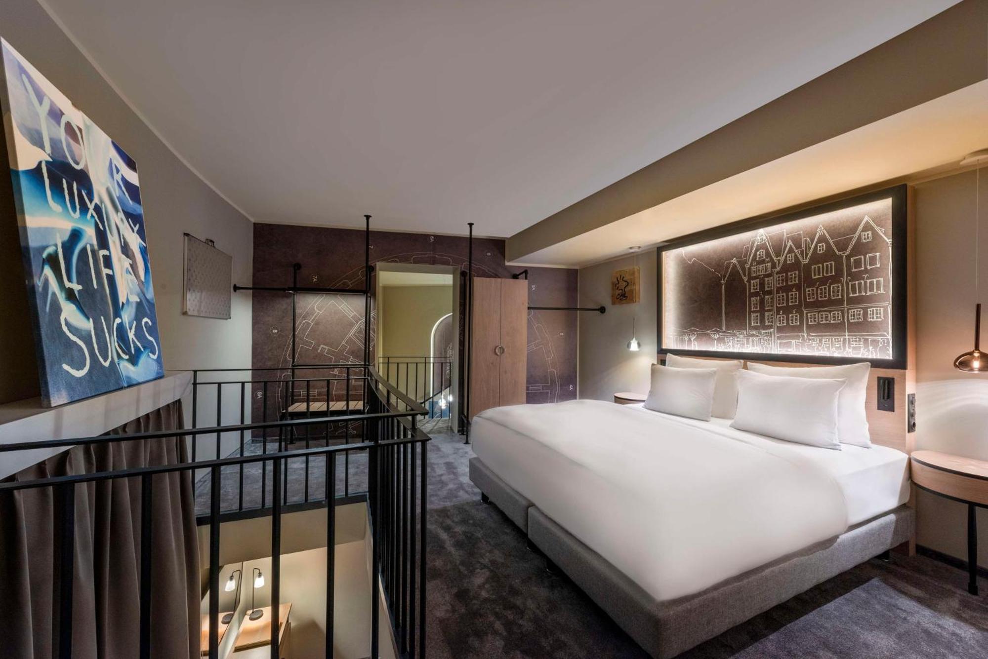 Wasserturm Hotel Cologne, Curio Collection By Hilton Exteriér fotografie