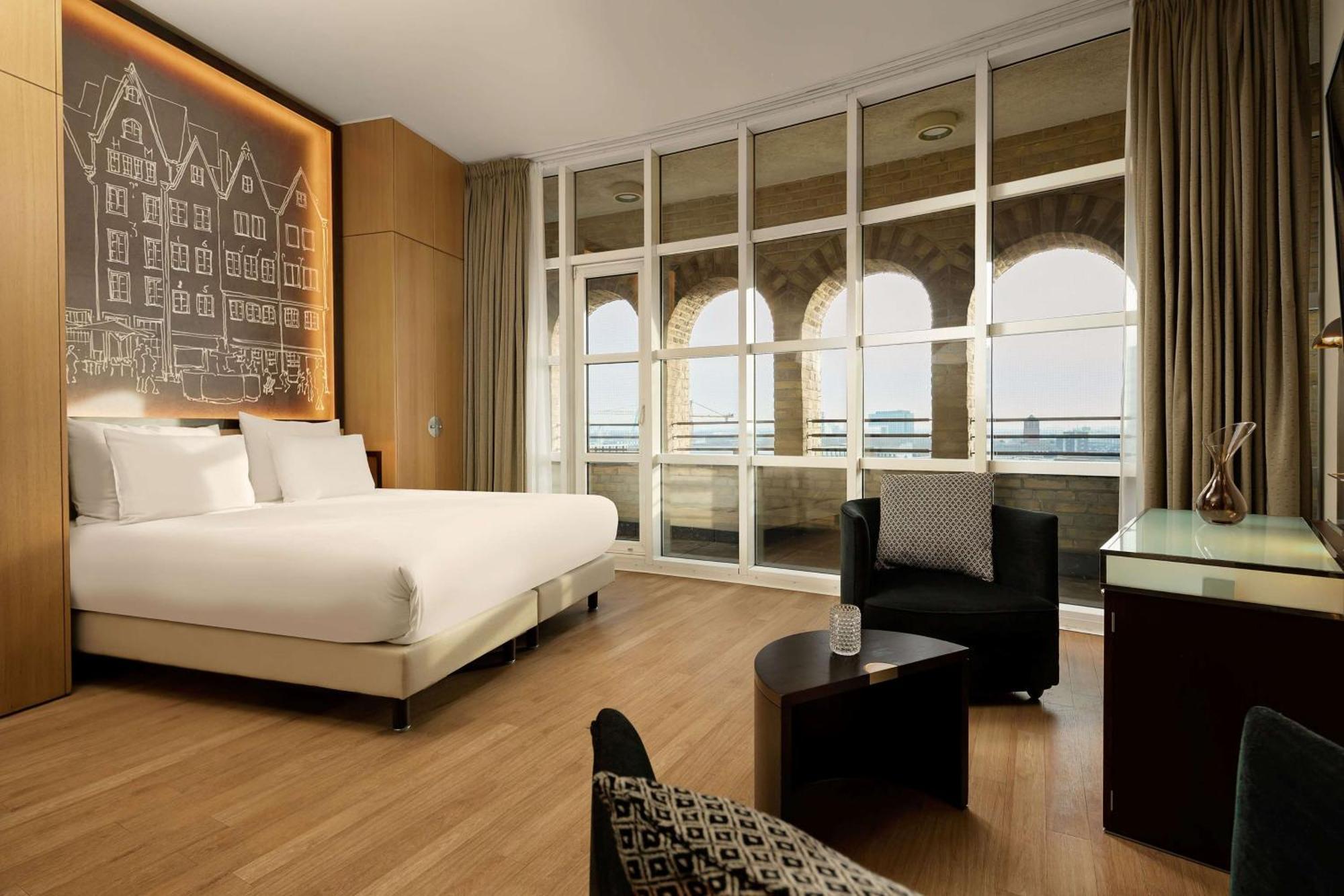 Wasserturm Hotel Cologne, Curio Collection By Hilton Exteriér fotografie