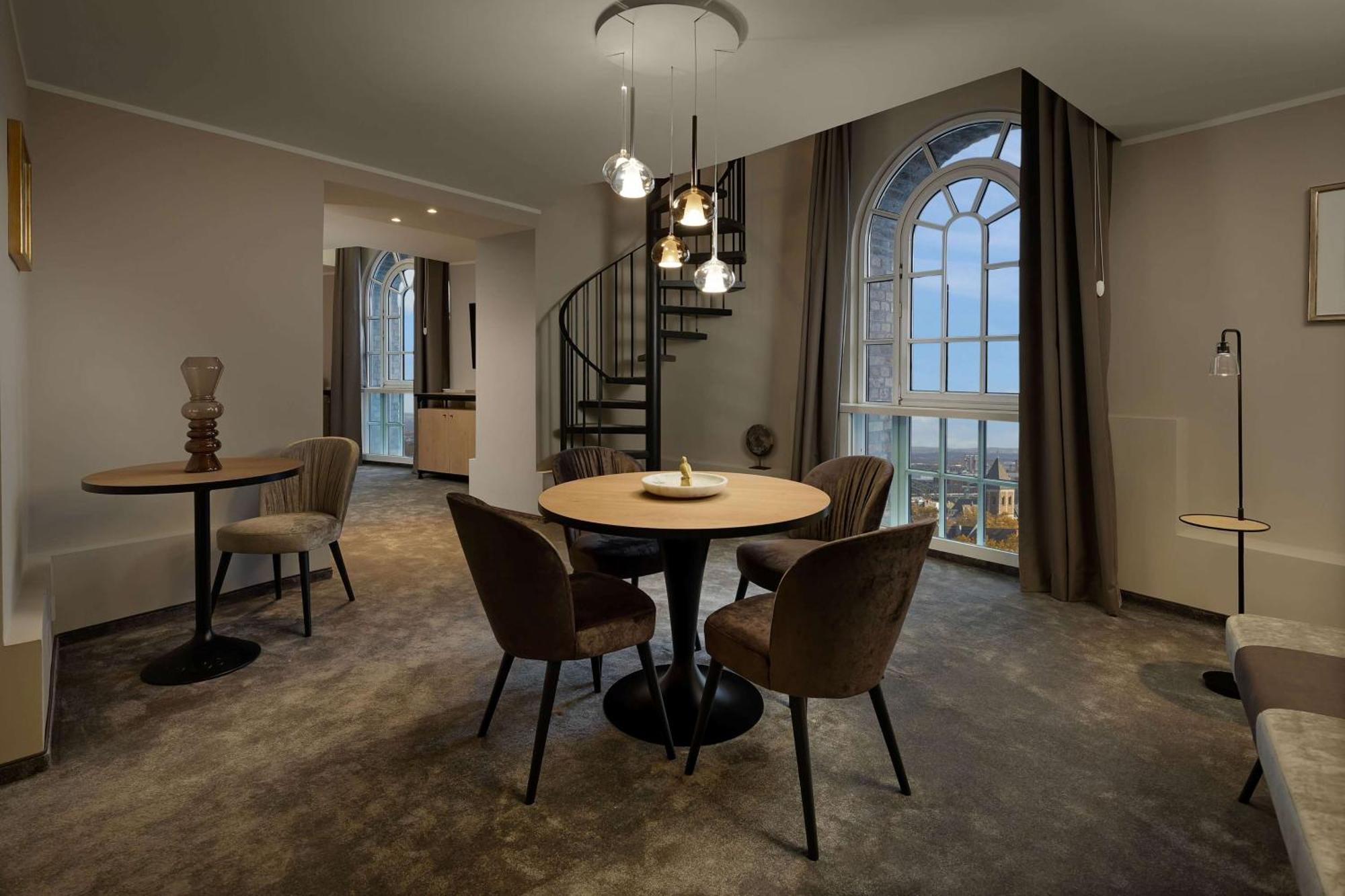Wasserturm Hotel Cologne, Curio Collection By Hilton Exteriér fotografie